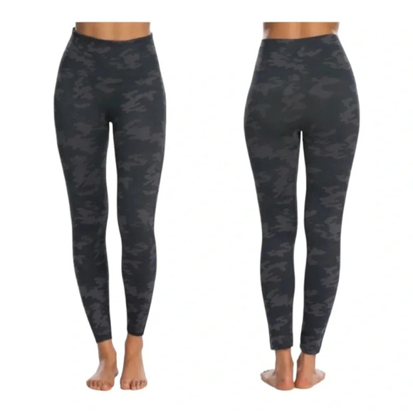 SPANX Look at me now seamless camo leggings - Picture 3 of 8